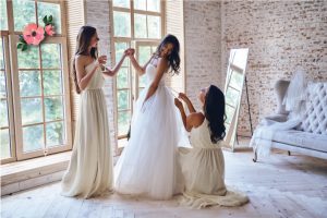 L’Abito da Sposa e la Scelta degli Accessori